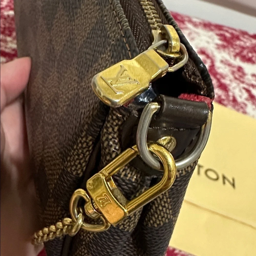 Louis Vuitton Damier Ebene Eva - Picture 10 of 15